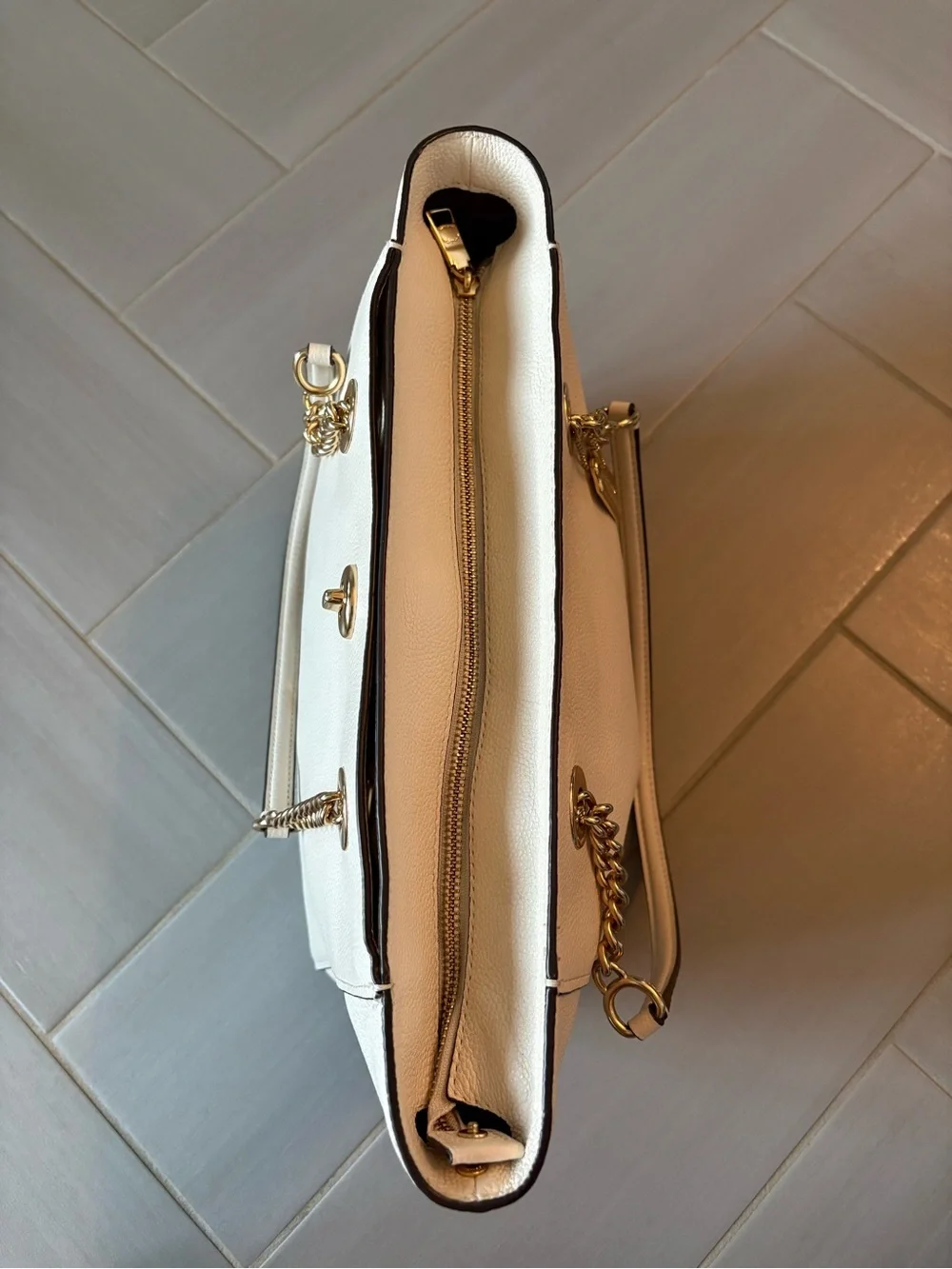 Coach Polished Pebbled Leather Turnlock Chain Tote 27 | Creamy White